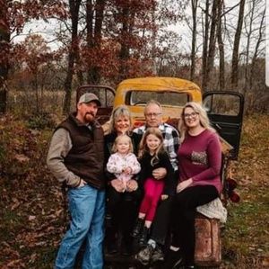 Meet your Posher, Leonda